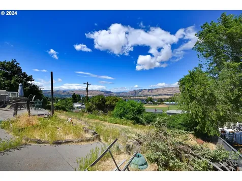 1511 Quinton Street The Dalles OR 97058