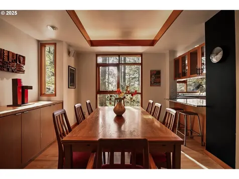 5312 SW Burton Drive Portland OR 97221