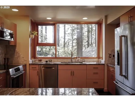 5312 SW Burton Drive Portland OR 97221