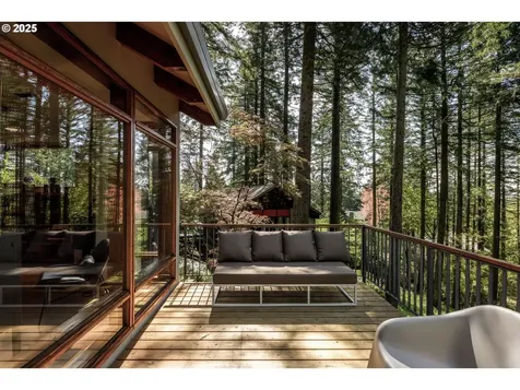 5312 SW Burton Drive Portland OR 97221