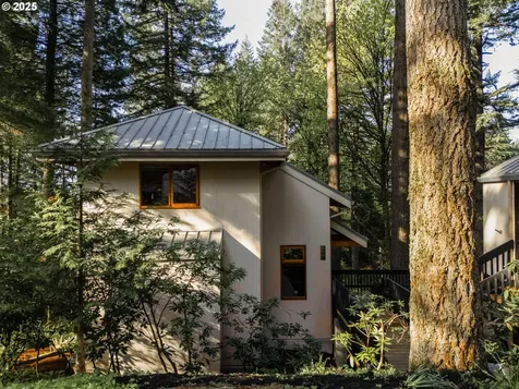 5312 SW Burton Drive Portland OR 97221
