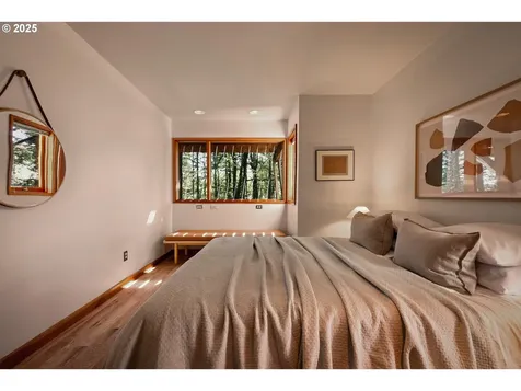 5312 SW Burton Drive Portland OR 97221