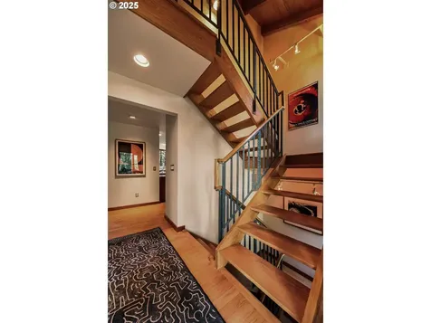 5312 SW Burton Drive Portland OR 97221