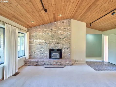 1247 NW Torres Pine Court Mcminnville OR 97128