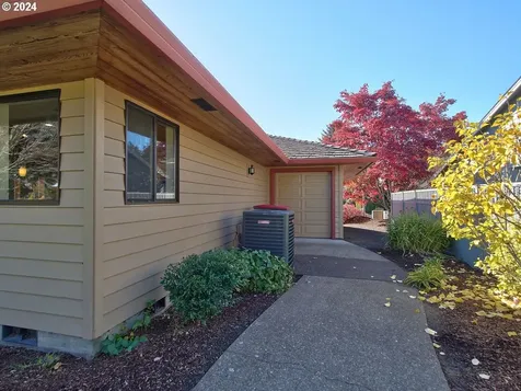 1247 NW Torres Pine Court Mcminnville OR 97128