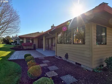 1247 NW Torres Pine Court Mcminnville OR 97128