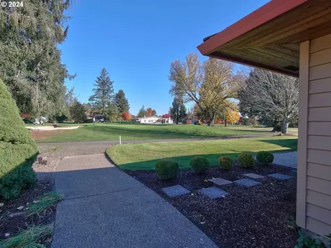 1247 NW Torres Pine Court Mcminnville OR 97128