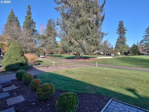 1247 NW Torres Pine Court Mcminnville OR 97128