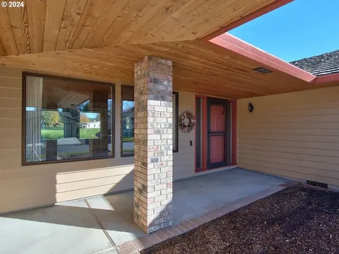 1247 NW Torres Pine Court Mcminnville OR 97128