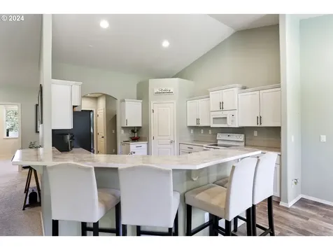 64819 Big Buck Drive Deer Island OR 97054