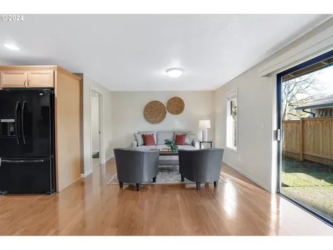 16735 Buckingham Drive Gladstone OR 97027
