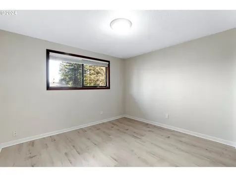 16735 Buckingham Drive Gladstone OR 97027