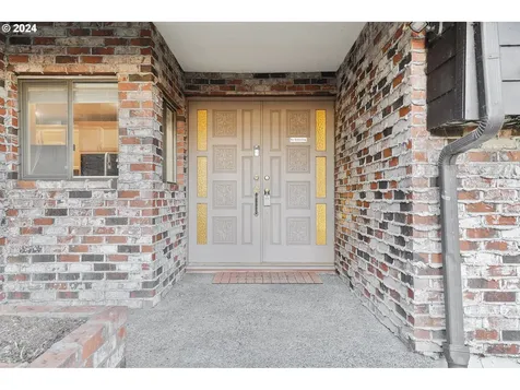 16735 Buckingham Drive Gladstone OR 97027