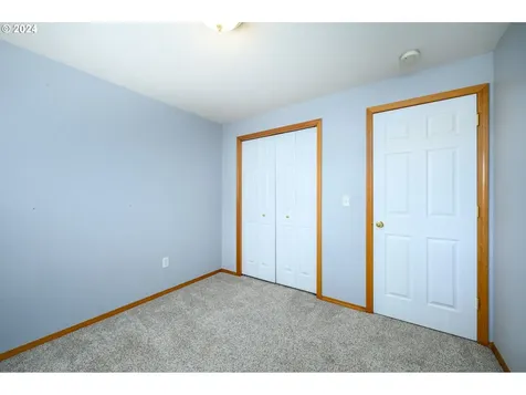 896 Ne Ashby Court Mcminnville OR 97128