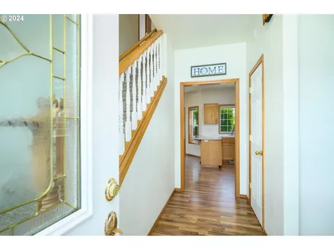 896 Ne Ashby Court Mcminnville OR 97128
