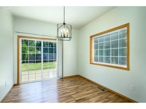 896 Ne Ashby Court Mcminnville OR 97128