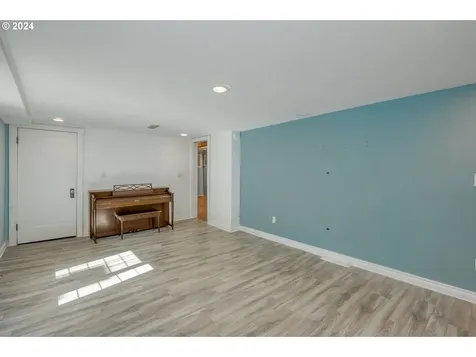 6717 N Michigan Avenue Portland OR 97217