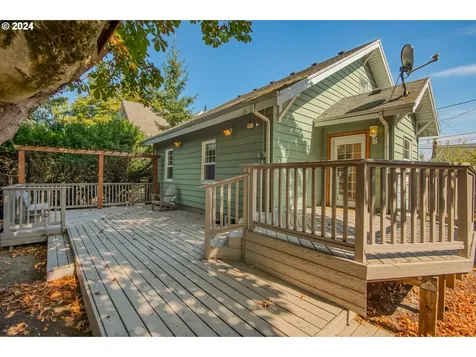 6717 N Michigan Avenue Portland OR 97217
