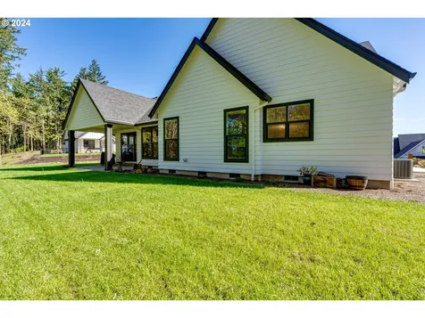 989 S 66th Court Springfield OR 97478