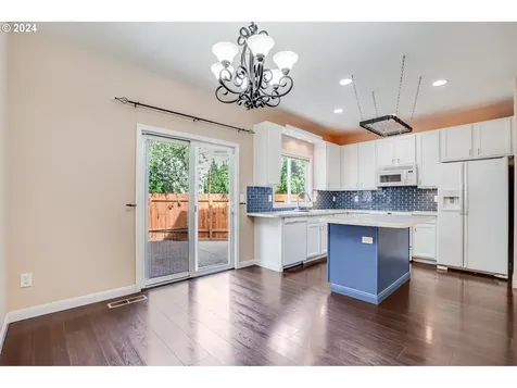 7447 Ne Shaleen Street Hillsboro OR 97124