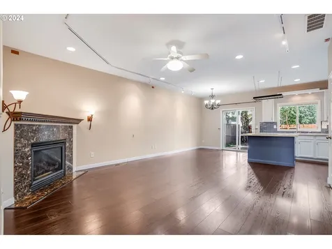 7447 Ne Shaleen Street Hillsboro OR 97124