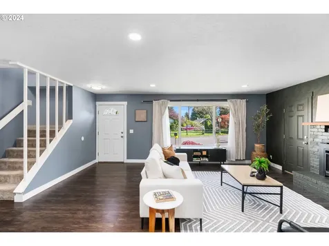 1028 NW Darnielle Street Hillsboro OR 97124