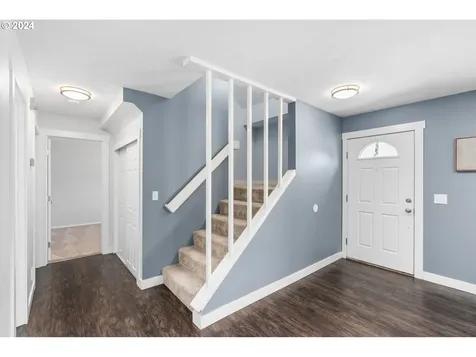 1028 NW Darnielle Street Hillsboro OR 97124