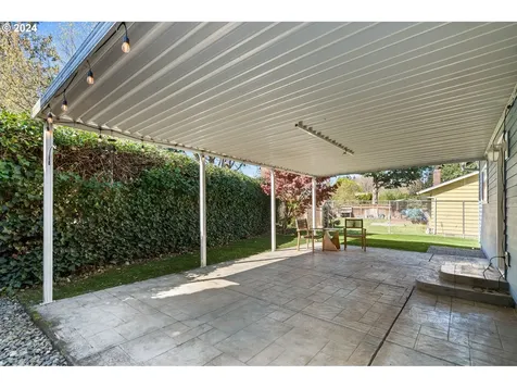 1028 NW Darnielle Street Hillsboro OR 97124