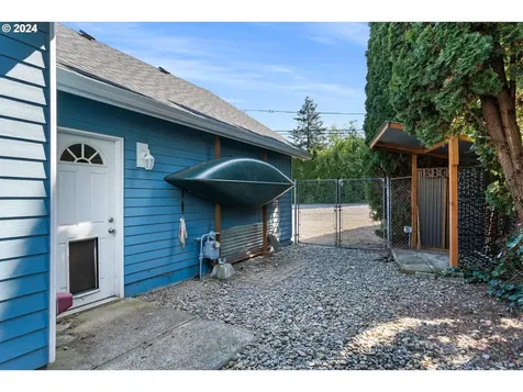 1028 NW Darnielle Street Hillsboro OR 97124