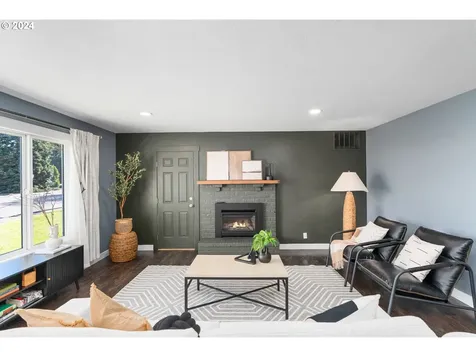 1028 NW Darnielle Street Hillsboro OR 97124