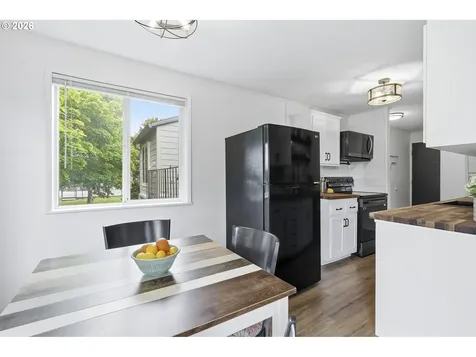 159 SW Florence Avenue Gresham OR 97080