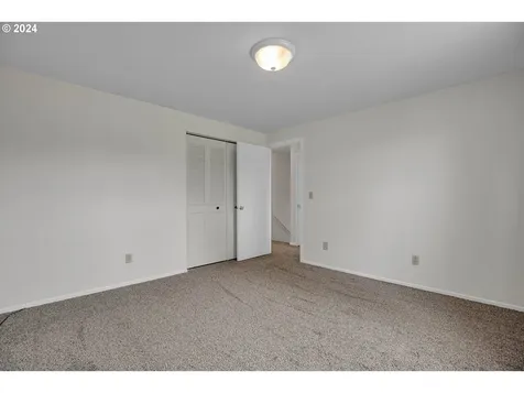 17111 Se Bush Street Portland OR 97236