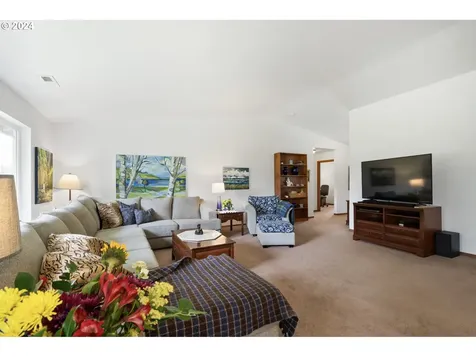 8097 Bewley Street Bay City OR 97107