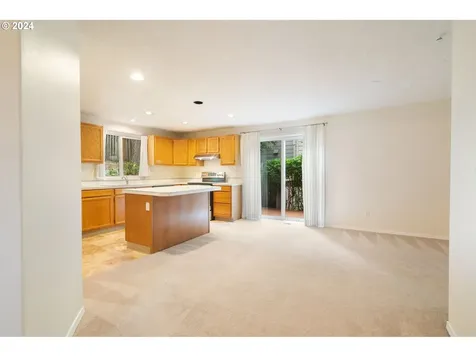 9448 Sw Wood Parkway Portland OR 97219