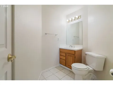 9448 Sw Wood Parkway Portland OR 97219