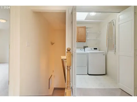 9448 Sw Wood Parkway Portland OR 97219