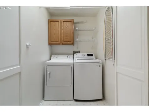 9448 Sw Wood Parkway Portland OR 97219