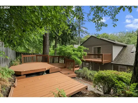 9448 Sw Wood Parkway Portland OR 97219