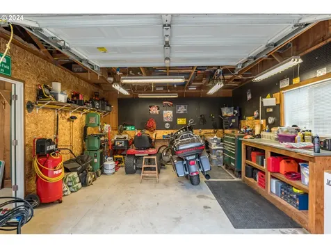 2055 Coal Creek Road Longview WA 98632