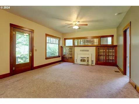 1914 W 10th Street The Dalles OR 97058