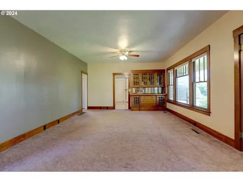 1914 W 10th Street The Dalles OR 97058