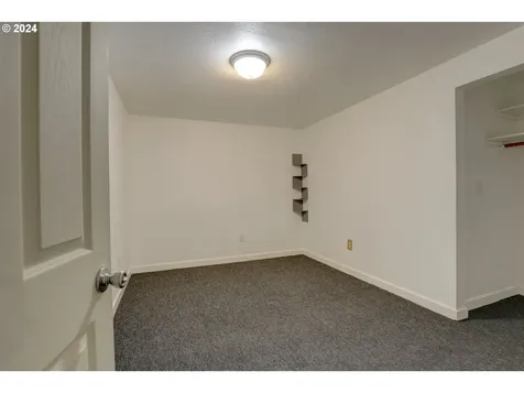 1914 W 10th Street The Dalles OR 97058