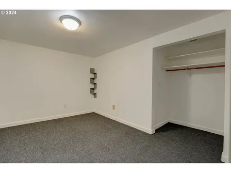 1914 W 10th Street The Dalles OR 97058