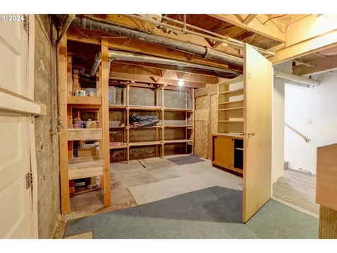 1914 W 10th Street The Dalles OR 97058