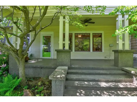 1914 W 10th Street The Dalles OR 97058