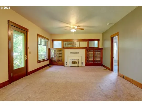1914 W 10th Street The Dalles OR 97058