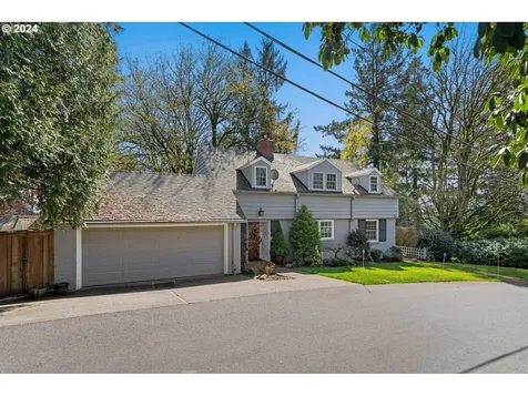 5634 SW Menefee Drive Portland OR 97239