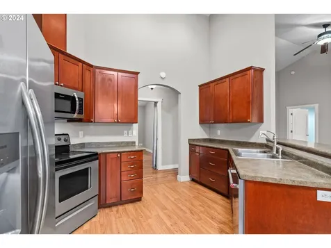 87946 Crosswood Lane Veneta OR 97487