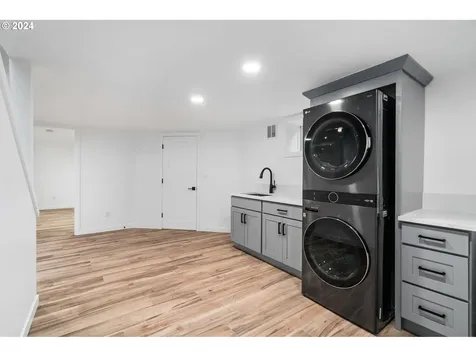 1504 15th Street Oregon City OR 97045