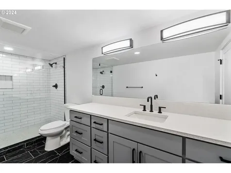 1504 15th Street Oregon City OR 97045